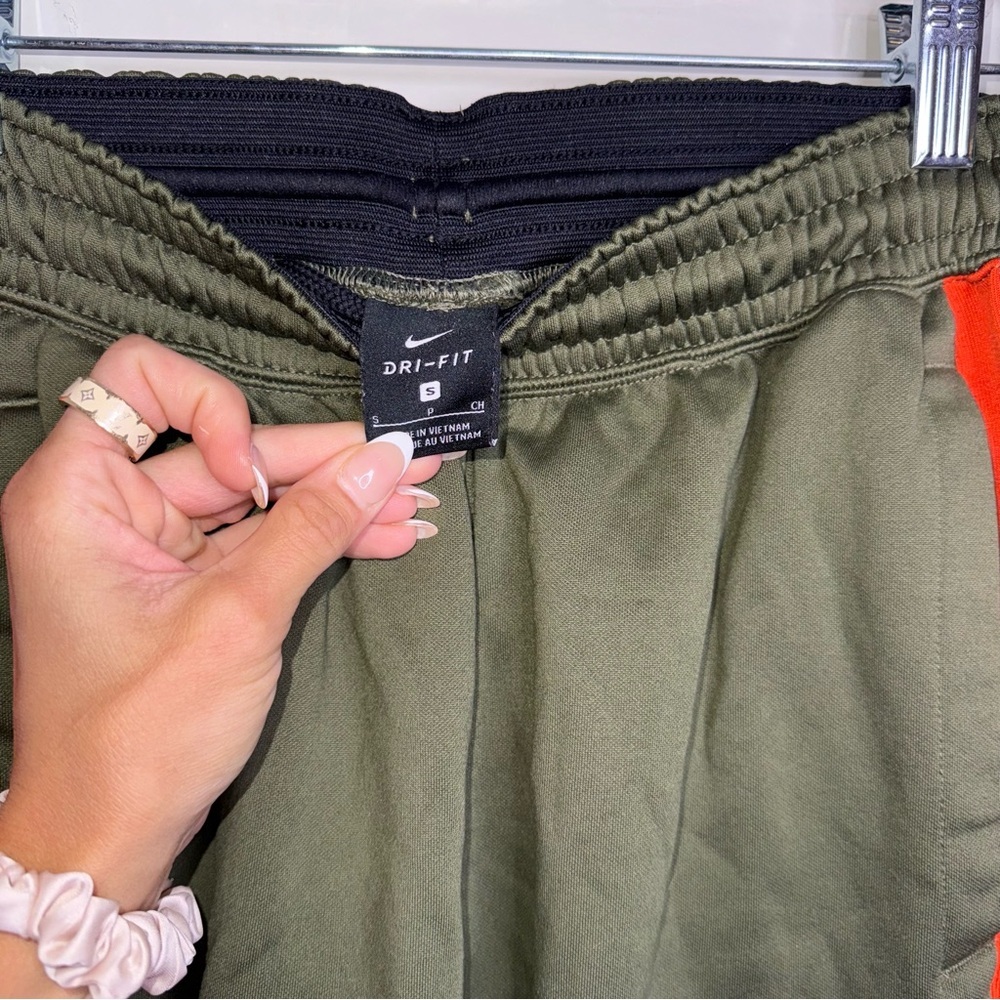 Nike Green Pants with Orange and White Accents - Picture 7 of 8